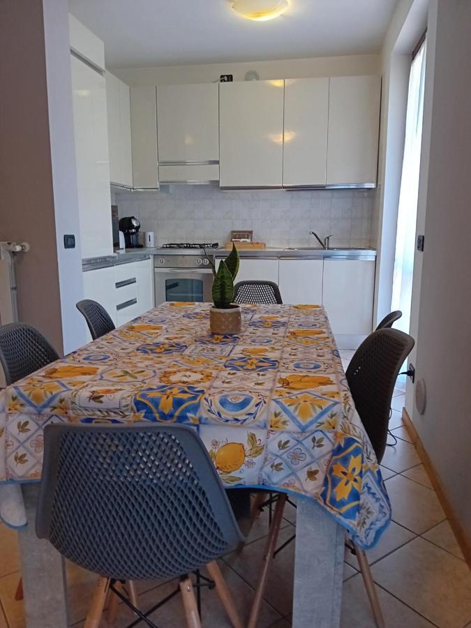 Casa Adela Apartman Desenzano del Garda Kültér fotó