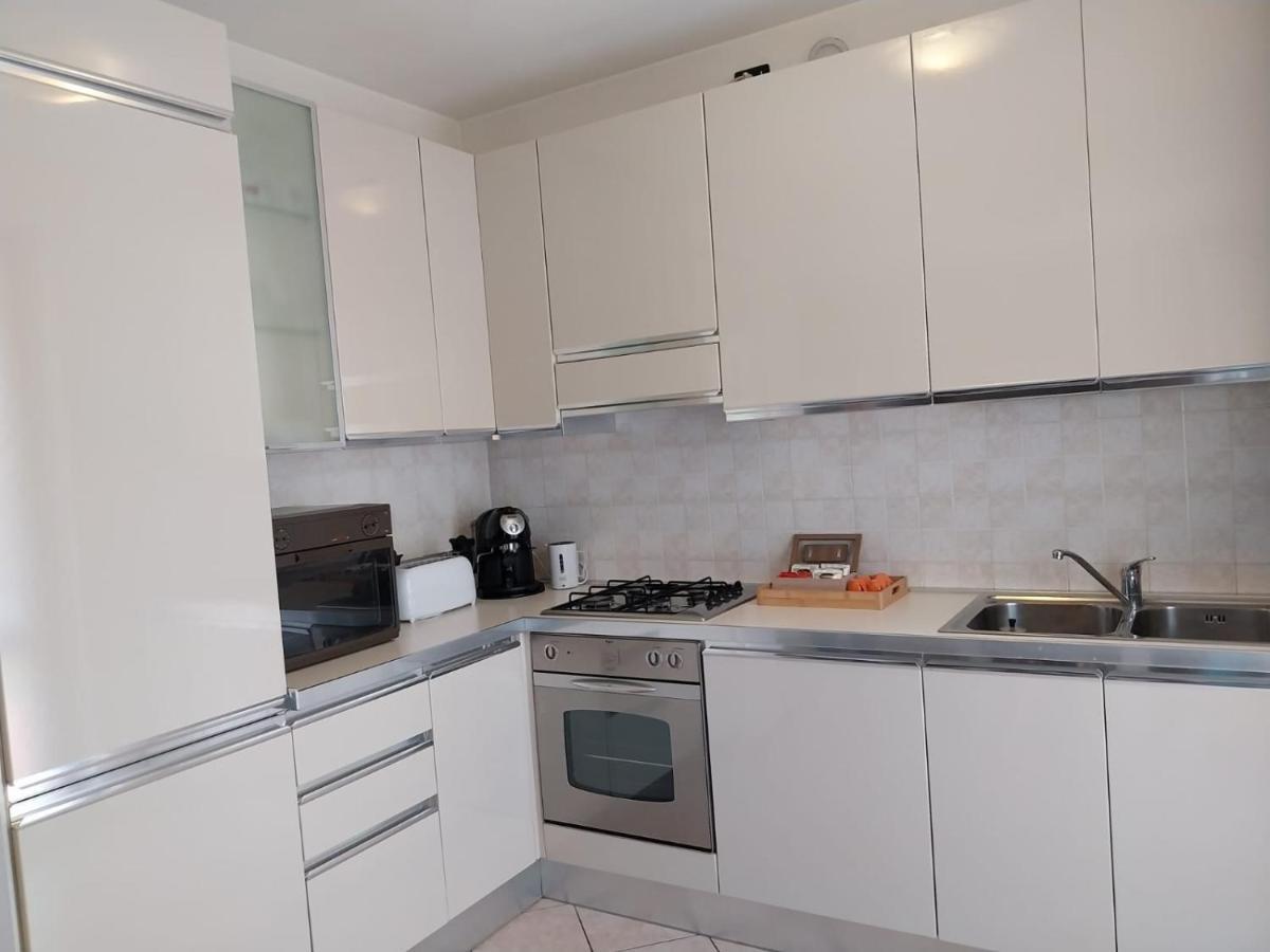 Casa Adela Apartman Desenzano del Garda Kültér fotó