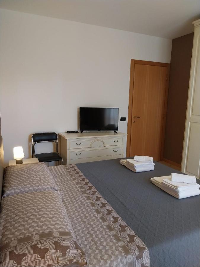 Casa Adela Apartman Desenzano del Garda Kültér fotó