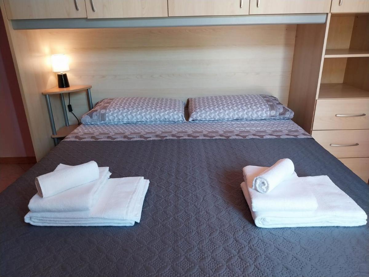 Casa Adela Apartman Desenzano del Garda Kültér fotó